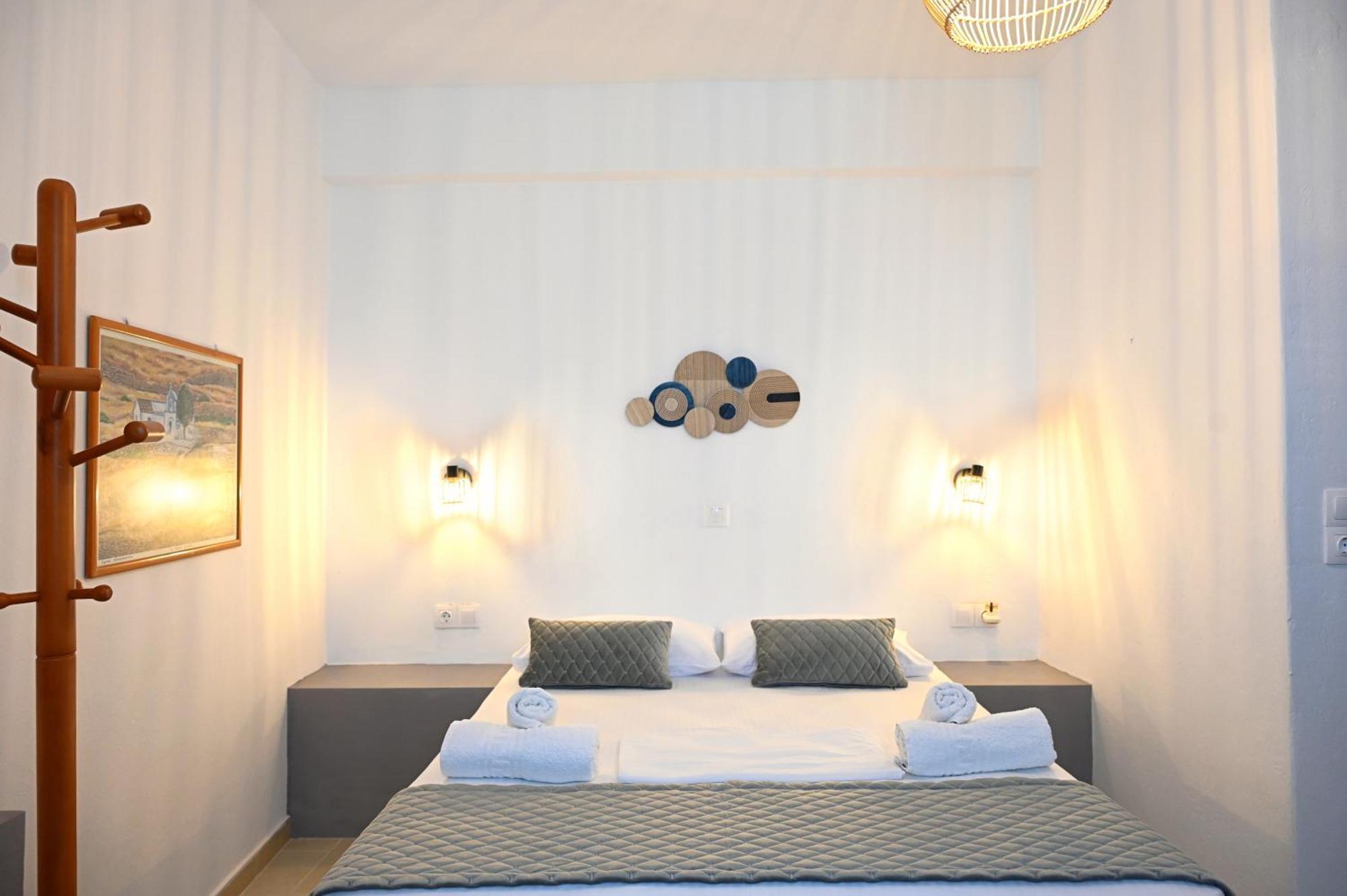 Oneiro Rooms Kythnos Kanala Exterior foto