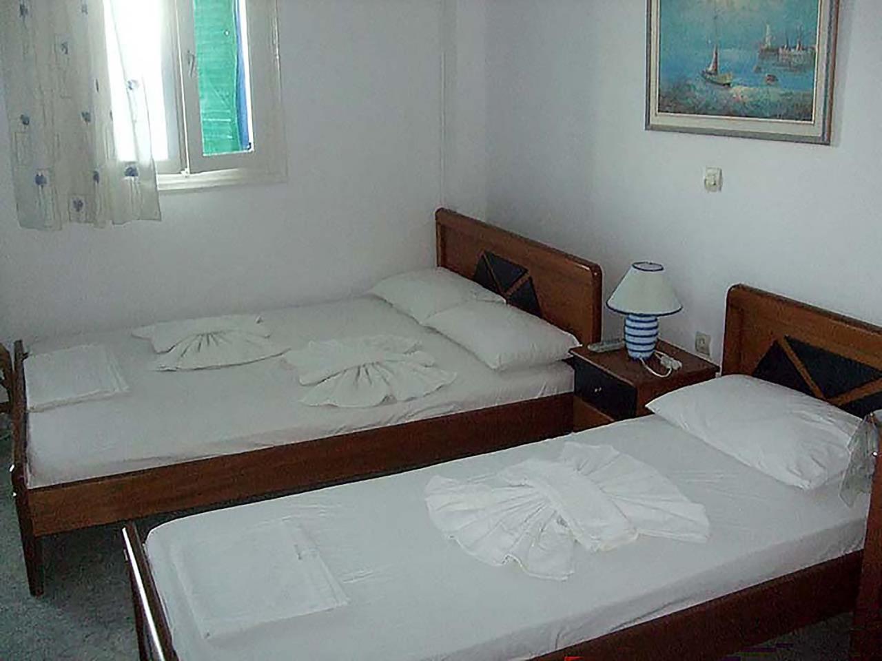Oneiro Rooms Kythnos Kanala Quarto foto